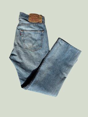 Levi's 501 Straight Leg Button Fly Light Wash Blue 32x32